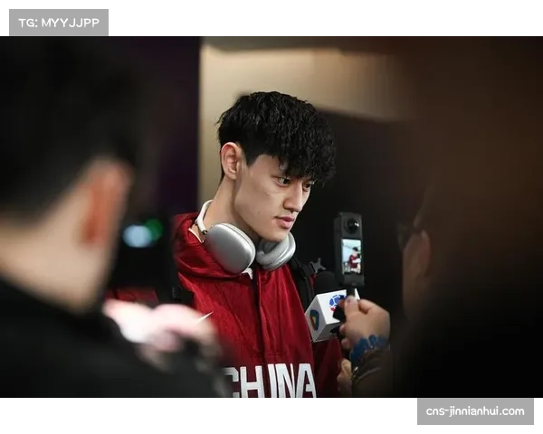 曾凡博因伤面临生涯选择 是否再次冲击NBA成为关注点